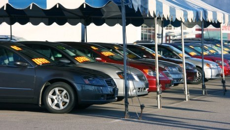 Financiamento de carros usados cresce 20% em março