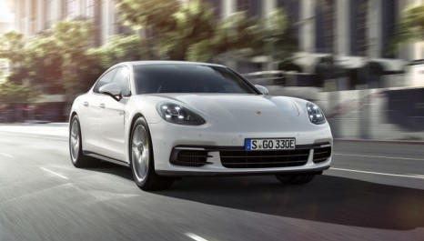 Porsche traz Panamera híbrido ao Brasil
