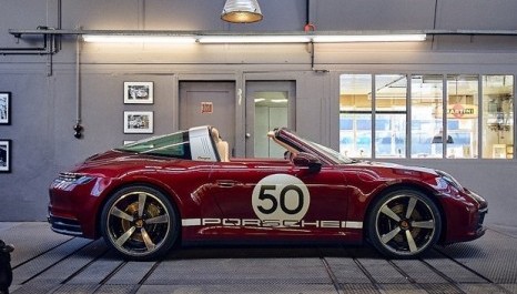 Porsche 911 Targa mescla passado e presente na especial Heritage Edition