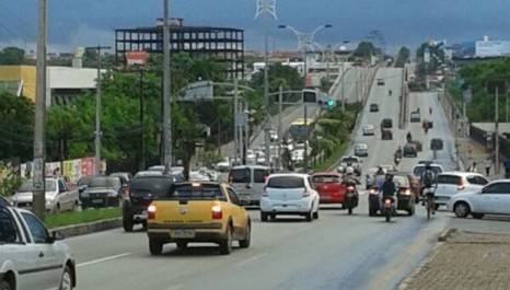 Estacionamentos irregulares: rotina no centro de São Luís